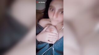 احلي تقفيش بزاز نار من بنت اندر ايدج كسم الهيجان
