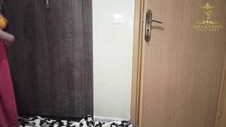 فيلم اباحي عربي قصير. طرقت باب الغرفة لتعطيني I fucked my stepmom